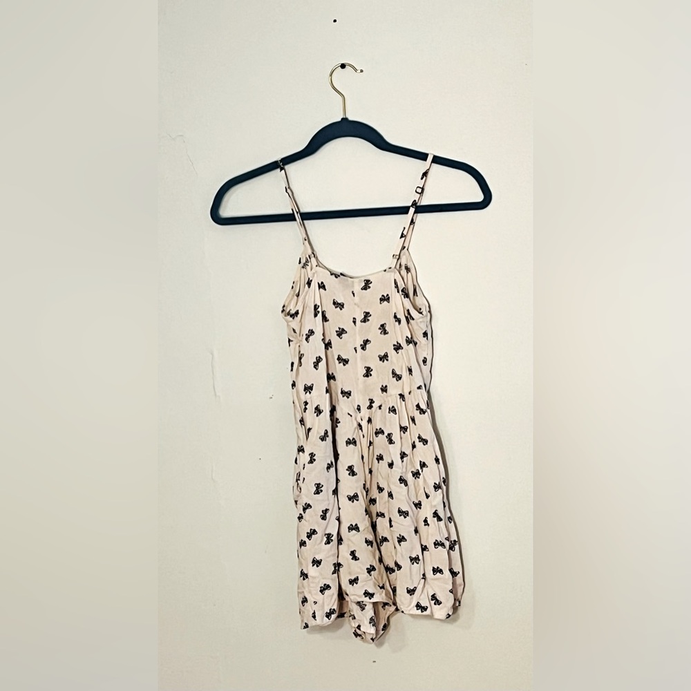White Bow Romper - Picture 2 of 3